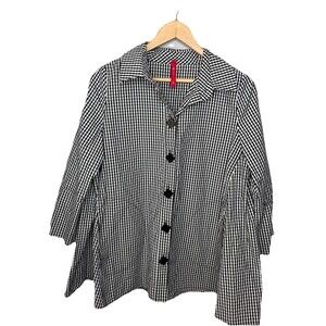 IC by Connie K size small 3/4 sleeve Artsy buttons trapeze tunic top pockets